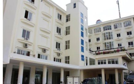 Khách sạn Hoa Phượng Đỏ, 72 Lê Lợi, TP Vinh